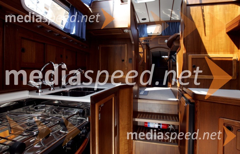 Jadrnica Nauticat 331Jadrnica Nauticat 331, test