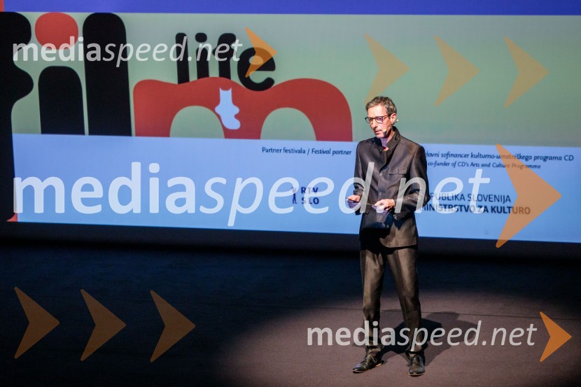  Boštjan Narat, publicist, moderator, igralecOdprtje 35. Ljubljanskega mednarodnega filmskega festivala Liffe