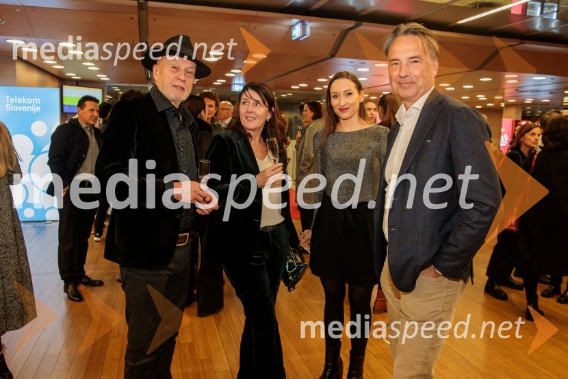  Vlado Kreslin, glasbenik;  ... ;  Gaja Višnar, igralka;  Tomislav Čizmić, predsednik poslovodstva družbe, Telemach Slovenija d.o.o.Odprtje 35. Ljubljanskega mednarodnega filmskega festivala Liffe