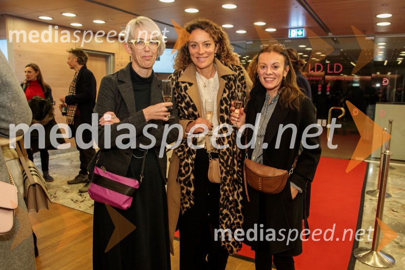  Nina Ukmar, vodja kabineta, Ministrstvo za kulturo;  ... ;  ... Odprtje 35. Ljubljanskega mednarodnega filmskega festivala Liffe