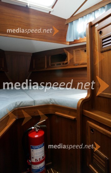 Jadrnica Nauticat 331Jadrnica Nauticat 331, test