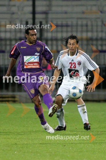 Marcos Tavares, nogometaš NK Maribor in Boštjan Jelević, nogometaš NK InterblockNogometna tekma, Superpokal 2009, NK Maribor:NK Interblock