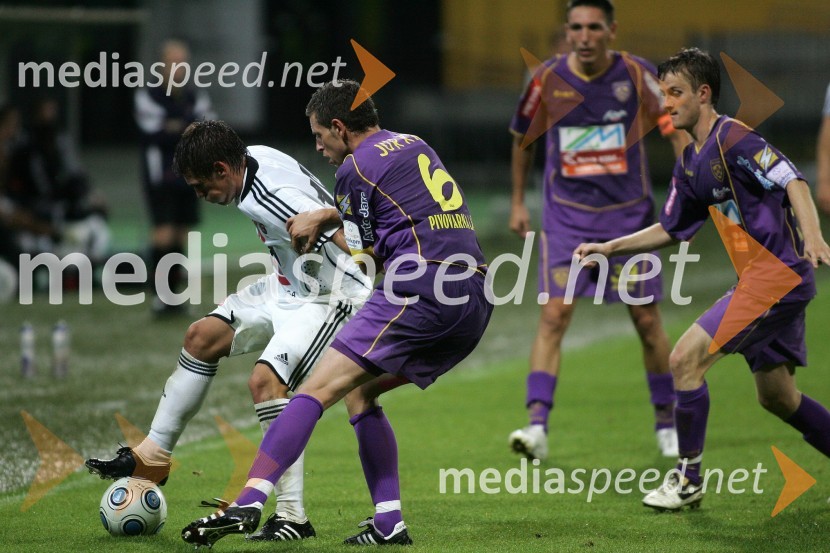 Nogometaši NK Maribor in NK InterblockNogometna tekma, Superpokal 2009, NK Maribor:NK Interblock