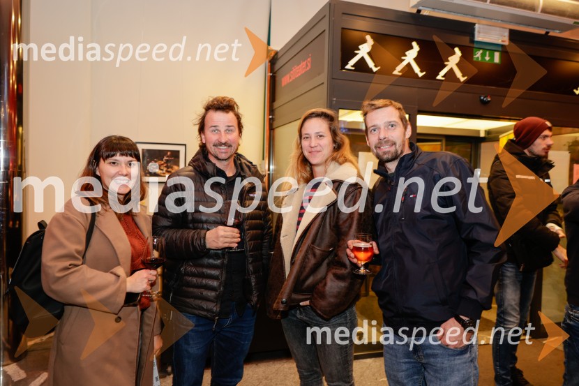  ... ;  Aljoša Korenčan, operater stedikema in direktor fotografije;  ... ;  ... Žigan Krajnčan navdušil z orkestrom Big Band RTV Slovenija