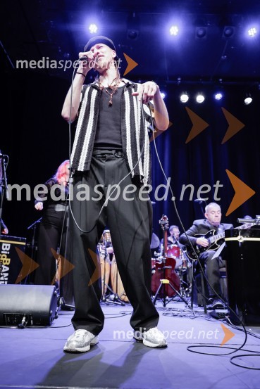  Žigan Krajnčan, igralec, plesalec, koreografŽigan Krajnčan navdušil z orkestrom Big Band RTV Slovenija