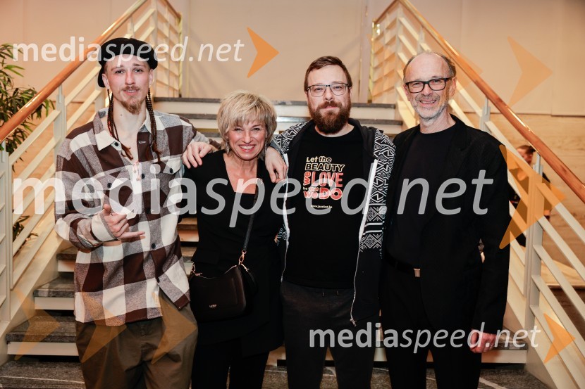  Žigan Krajnčan, igralec, plesalec, koreograf;  Romana Krajnčan, pevka;  Kristijan Krajnčan, glasbenik;  Lojze  Krajnčan, dirigent Big Banda RTV Slovenija Žigan Krajnčan navdušil z orkestrom Big Band RTV Slovenija