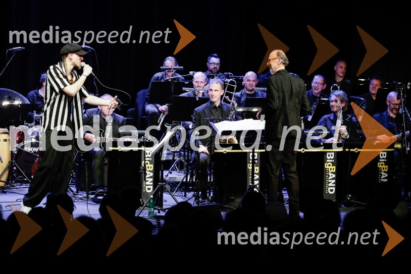  Žigan Krajnčan, igralec, plesalec, koreograf;  Lojze  Krajnčan, dirigent Big Banda RTV Slovenija Žigan Krajnčan navdušil z orkestrom Big Band RTV Slovenija