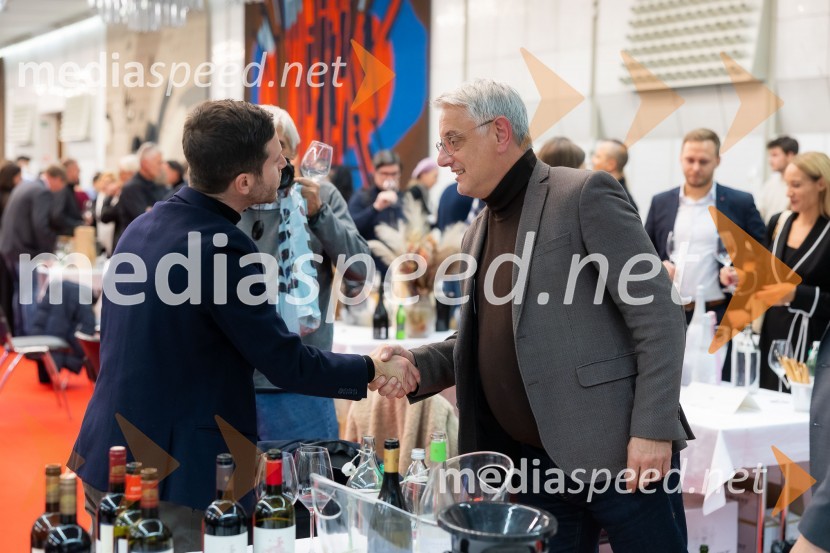  ... ;  Matjaž Han, minister za gospodarstvo, turizem in šport26. Slovenski festival vin
