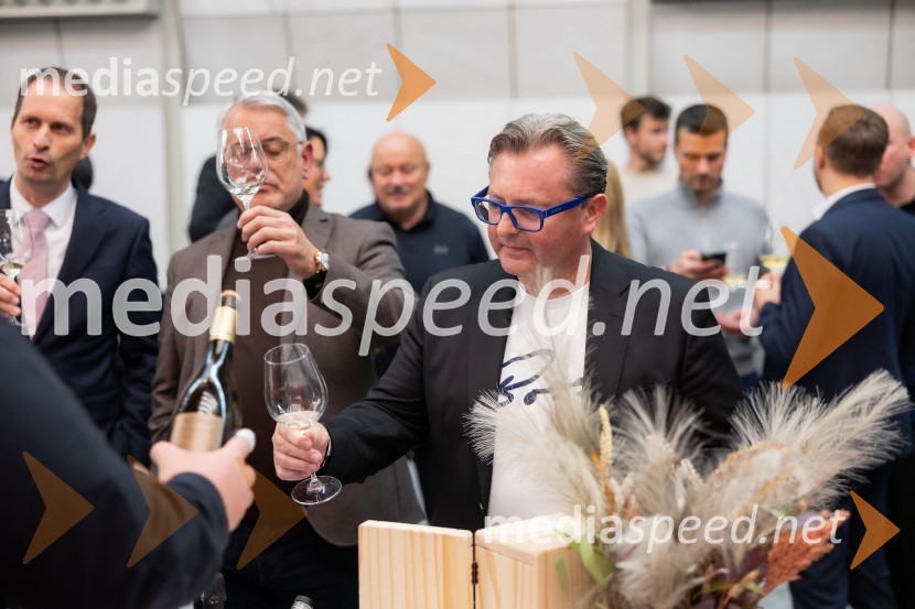  ... ;  Matjaž Han, minister za gospodarstvo, turizem in šport;  ... 26. Slovenski festival vin