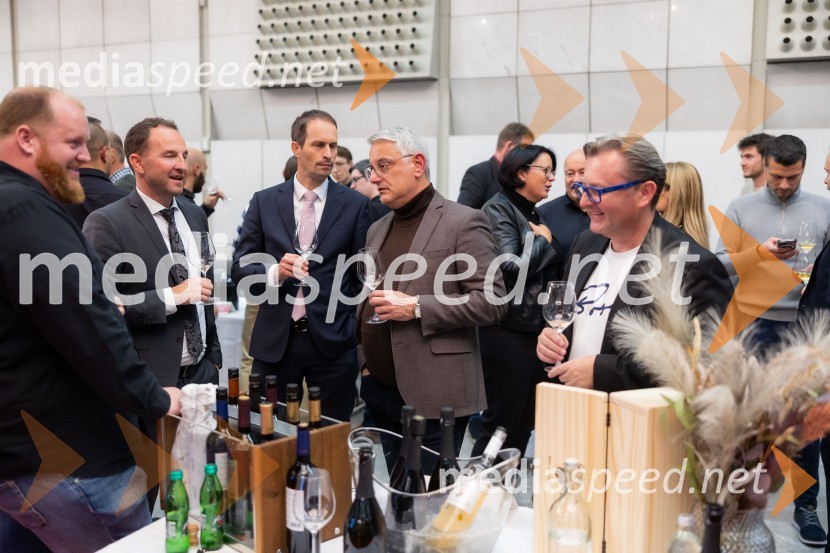  Matjaž Han, minister za gospodarstvo, turizem in šport;  ... 26. Slovenski festival vin