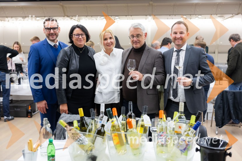  ... ;  ... ;  Natalija Cvetko, Mediaspeed d.o.o.;  Matjaž Han, minister za gospodarstvo, turizem in šport;  ... 26. Slovenski festival vin