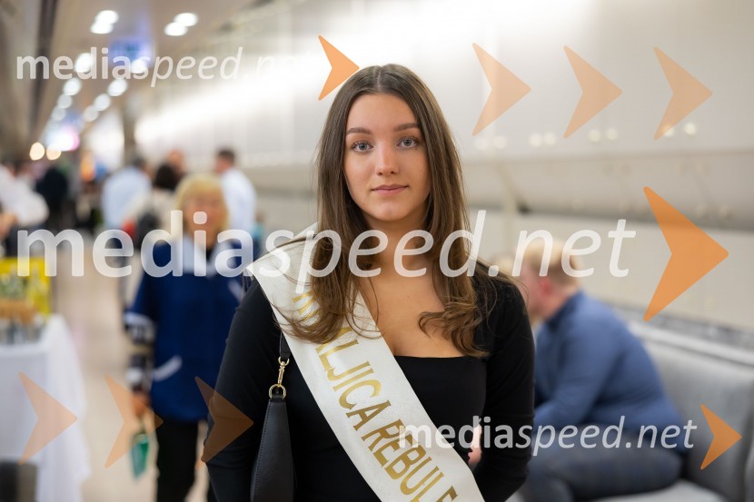  Eva Žnidarčič, vinska kraljica rebule 202326. Slovenski festival vin