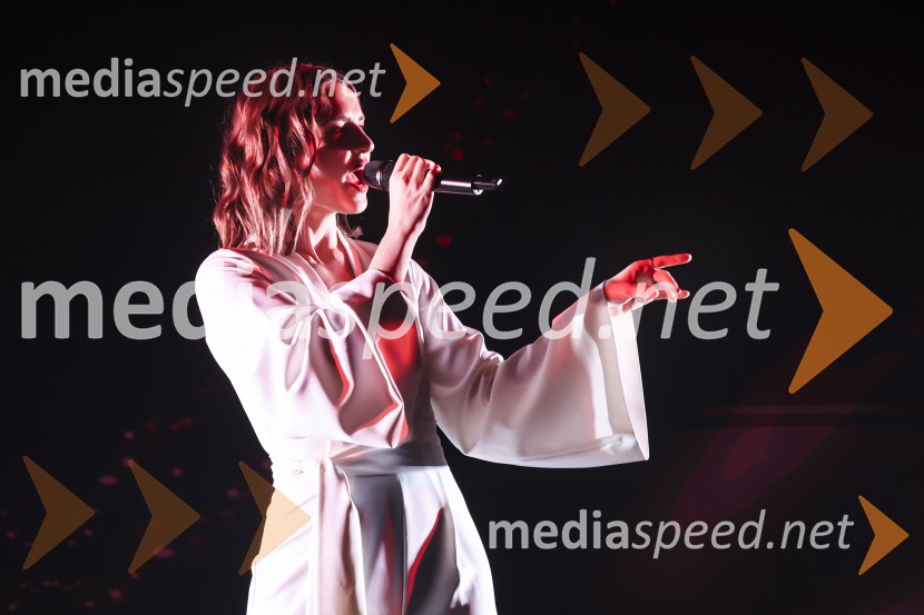  Maja Keuc, pevka, AmayaSEMPL 2024, podelitev nagrad