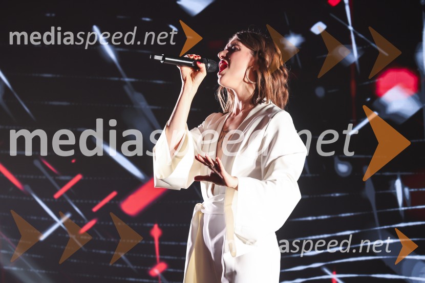  Maja Keuc, pevka, AmayaSEMPL 2024, podelitev nagrad