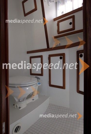 Jadrnica Nauticat 44Jadrnica Nauticat 44, test