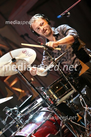 Aleksander Pešut - Schatzi, glasbenikDogajanje na 17. Festivalu Lent 2009