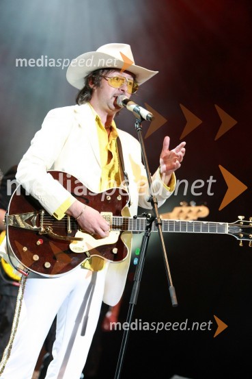 Robert Pešut - Magnifico, glasbenik  	Dogajanje na 17. Festivalu Lent 2009