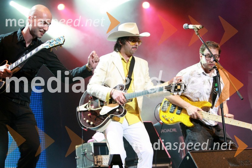 Robert Pikl, Robert Pešut - Magnifico in Anže Langus - Dagi, glasbenikiDogajanje na 17. Festivalu Lent 2009