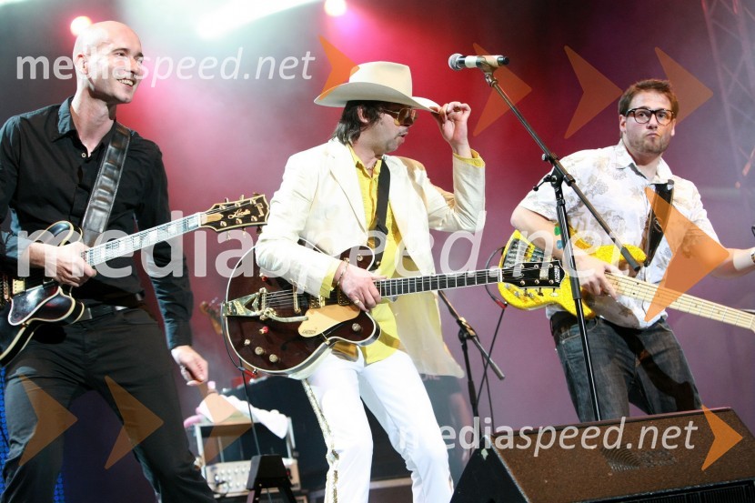 Robert Pikl, Robert Pešut - Magnifico in Anže Langus - Dagi, glasbenikiDogajanje na 17. Festivalu Lent 2009