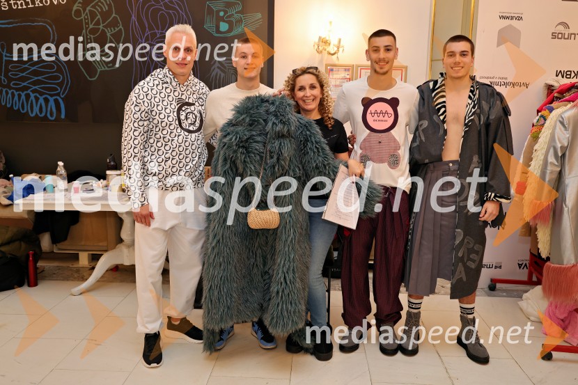 Humanitarna modna revija Roza oktober in moška moda