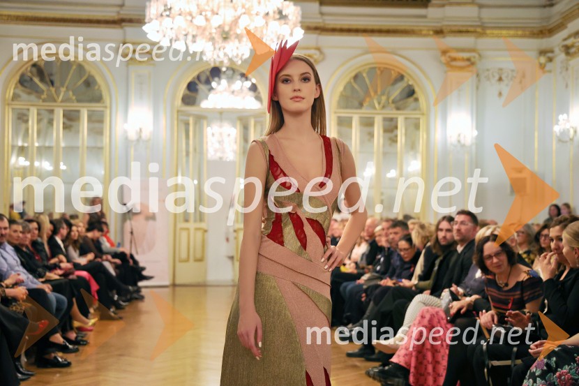 Humanitarna modna revija Roza oktober in moška moda