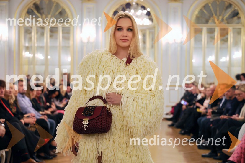 Humanitarna modna revija Roza oktober in moška moda