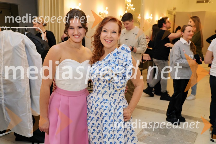 Humanitarna modna revija Roza oktober in moška moda