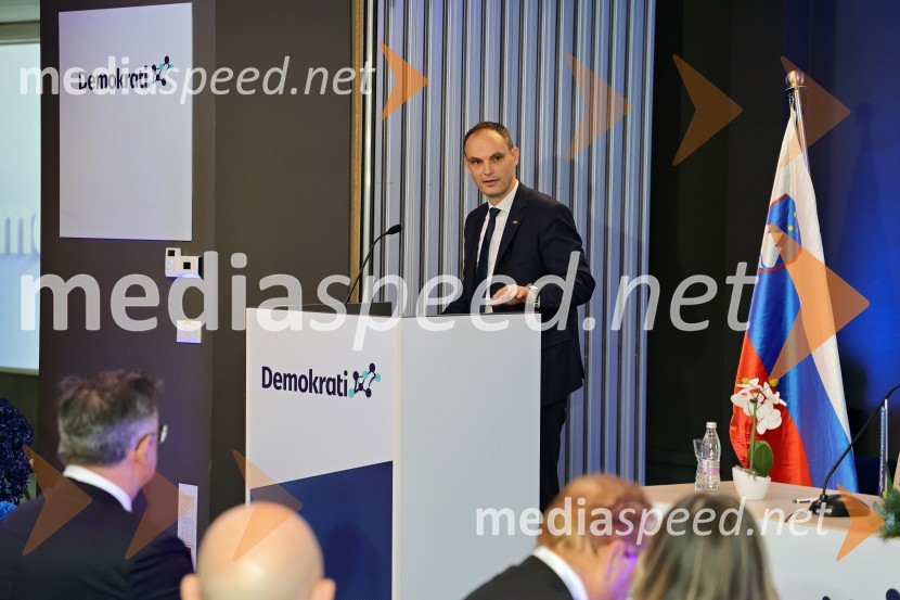  Anže Logar, predsednik stranke Demokrati, poslanec Državnega zbora Republike SlovenijeDemokrati, ustanovni kongres stranke Anžeta Logarja