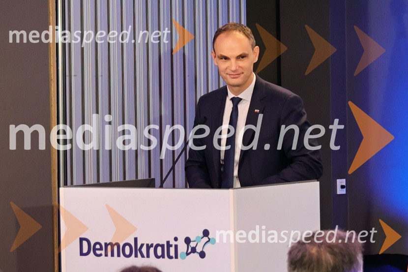  Anže Logar, predsednik stranke Demokrati, poslanec Državnega zbora Republike SlovenijeDemokrati, ustanovni kongres stranke Anžeta Logarja