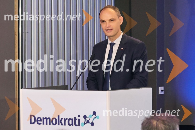  Anže Logar, predsednik stranke Demokrati, poslanec Državnega zbora Republike SlovenijeDemokrati, ustanovni kongres stranke Anžeta Logarja