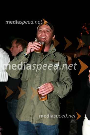 Grega Skočir, pevec skupine Big Foot MamaDogajanje na 17. Festivalu Lent 2009