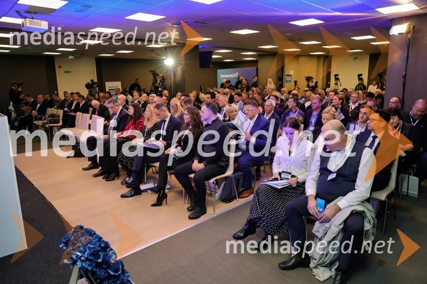 Demokrati, ustanovni kongres stranke Anžeta Logarja