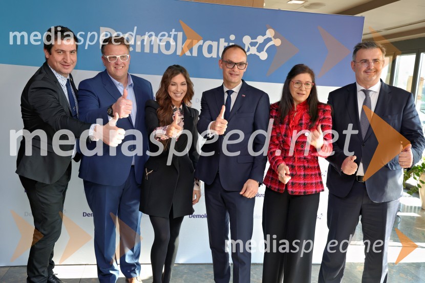  ... ;  ... ;  Eva Irgl, poslanka Državnega zbora Republike Slovenije;  Anže Logar, predsednik stranke Demokrati, poslanec Državnega zbora Republike Slovenije;  ... ;  ... Demokrati, ustanovni kongres stranke Anžeta Logarja