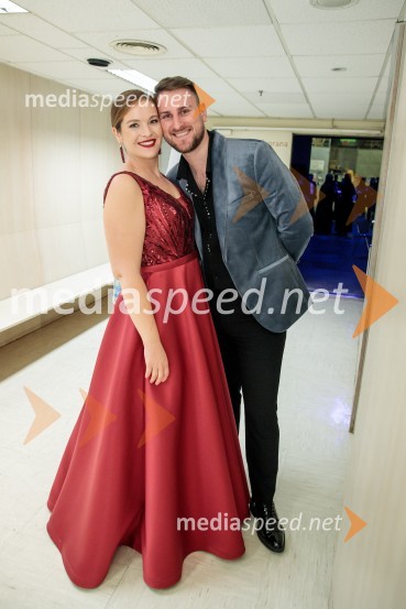  Manca Hribar, pevka;  Gregor Ravnik, pevec30. Gala koncert Radia Ognjišče