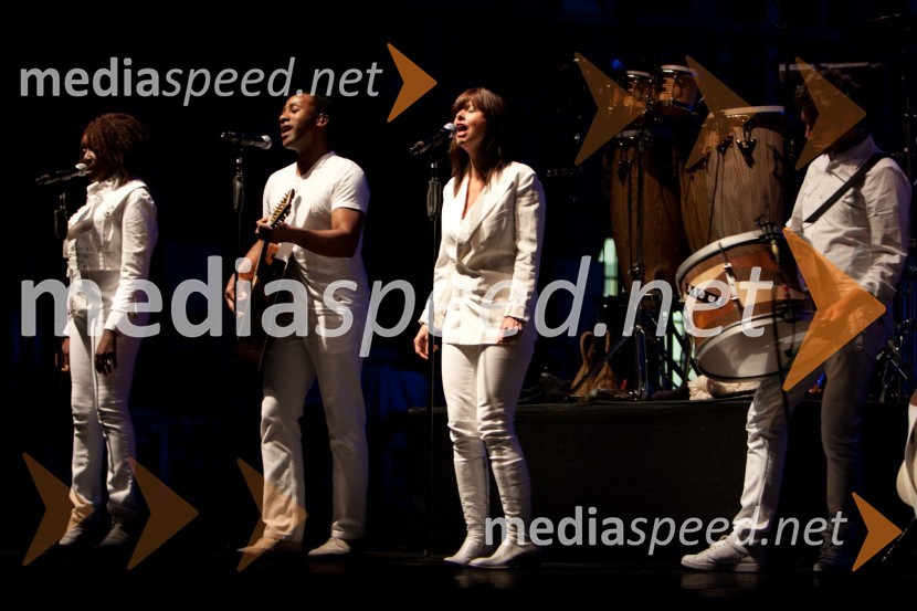 Spremljevalna skupina Davida ByrneaDavid Byrne, koncert