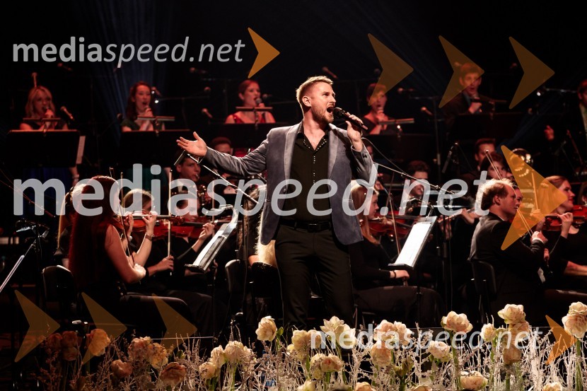  Gregor Ravnik, pevec30. Gala koncert Radia Ognjišče