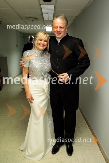  Nuša Derenda, pevka;  ... 30. Gala koncert Radia Ognjišče