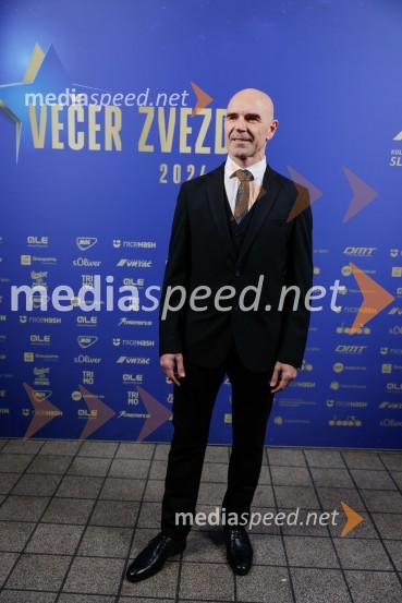  Pavel Marđonović, predsednik kolesarske zveze SlovenijaVečer zvezd: Kolesar leta 2024 je Tadej Pogačar