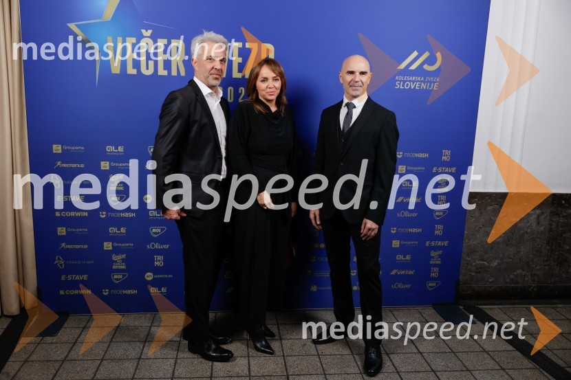  Marko Arsenovič, managing director, s.Oliver Slovenia & Croatia;  Tina Rajterič;  Pavel Marđonović, predsednik kolesarske zveze SlovenijaVečer zvezd: Kolesar leta 2024 je Tadej Pogačar