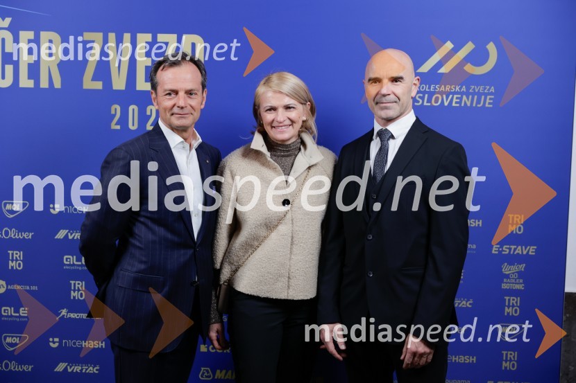  ... ;  ... ;  Pavel Marđonović, predsednik kolesarske zveze SlovenijaVečer zvezd: Kolesar leta 2024 je Tadej Pogačar