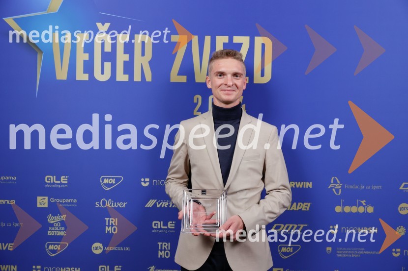  Matic Žumer, kolesarVečer zvezd: Kolesar leta 2024 je Tadej Pogačar