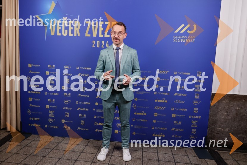  Jože Robežnik,  televizijski voditeljVečer zvezd: Kolesar leta 2024 je Tadej Pogačar