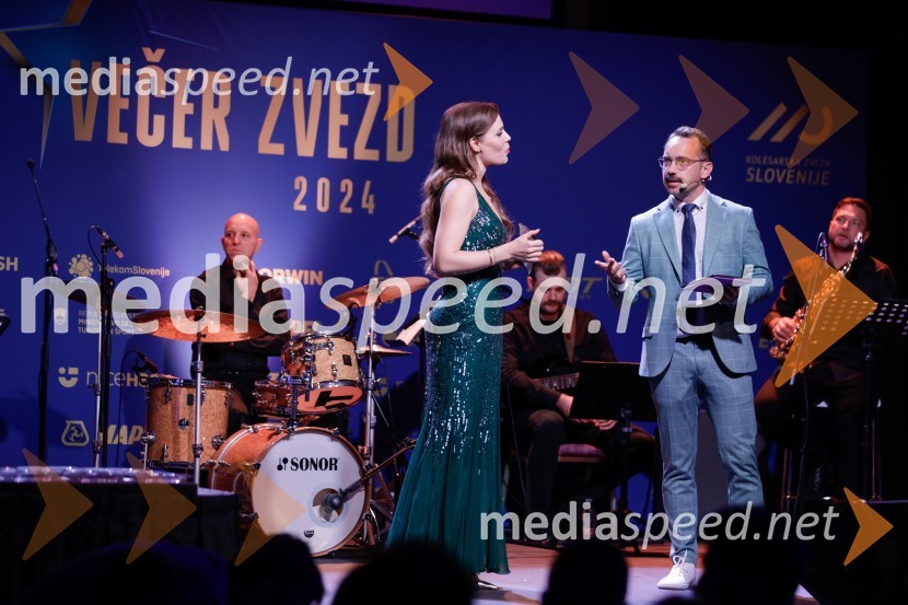  Flora Ema Lotrič, pevka;  Jože Robežnik,  televizijski voditeljVečer zvezd: Kolesar leta 2024 je Tadej Pogačar