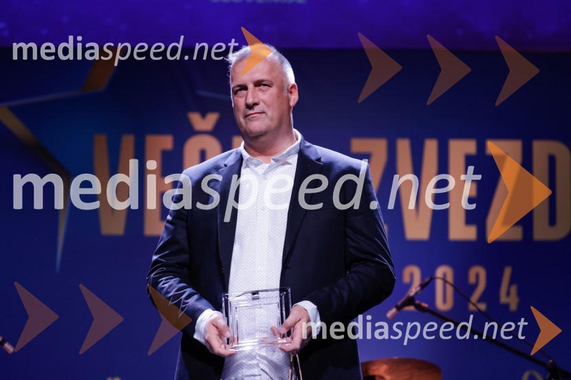  Frane KranjecVečer zvezd: Kolesar leta 2024 je Tadej Pogačar