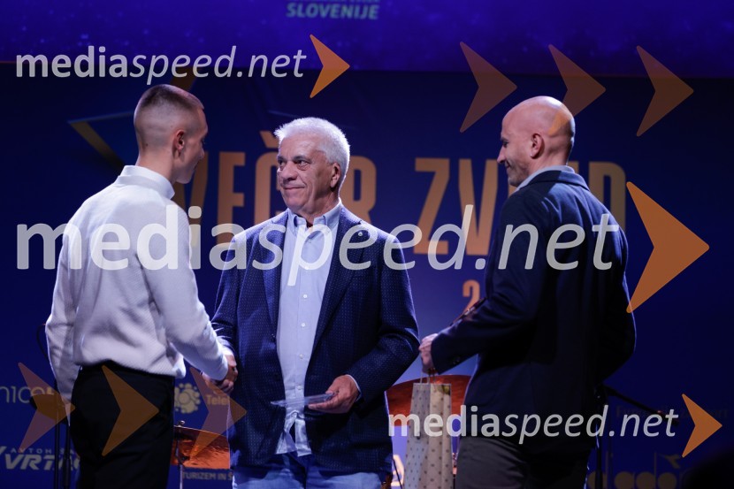  Nejc Peterlin, kolesar;  ... ;  ... Večer zvezd: Kolesar leta 2024 je Tadej Pogačar