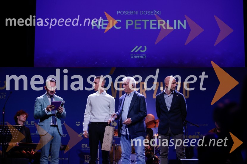  Jože Robežnik,  televizijski voditelj;  Nejc Peterlin, kolesar;  ... ;  ... Večer zvezd: Kolesar leta 2024 je Tadej Pogačar