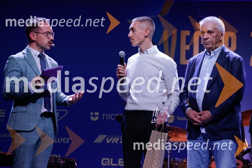  Jože Robežnik,  televizijski voditelj;  Nejc Peterlin, kolesar;  ... Večer zvezd: Kolesar leta 2024 je Tadej Pogačar