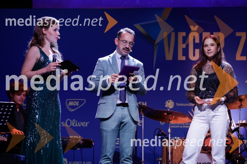  Flora Ema Lotrič, pevka;  Jože Robežnik,  televizijski voditelj;  Maruša Tereza Šerkezi, gorska kolesarkaVečer zvezd: Kolesar leta 2024 je Tadej Pogačar