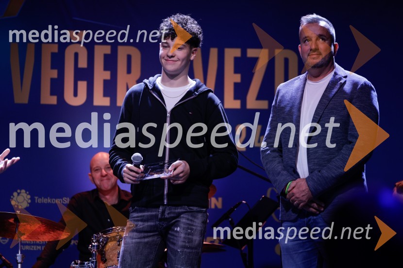  Ažbe Kalinšek, kolesar;  ... Večer zvezd: Kolesar leta 2024 je Tadej Pogačar