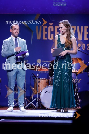  Jože Robežnik,  televizijski voditelj;  Flora Ema Lotrič, pevkaVečer zvezd: Kolesar leta 2024 je Tadej Pogačar